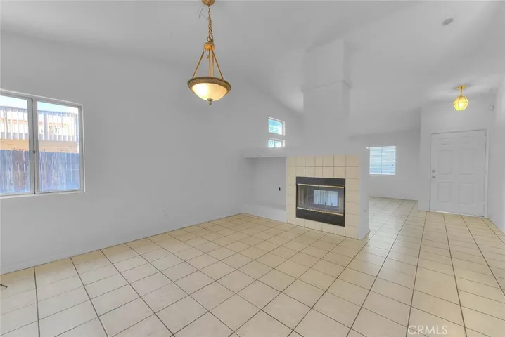 13184 Cardinal, Victorville, California 92392