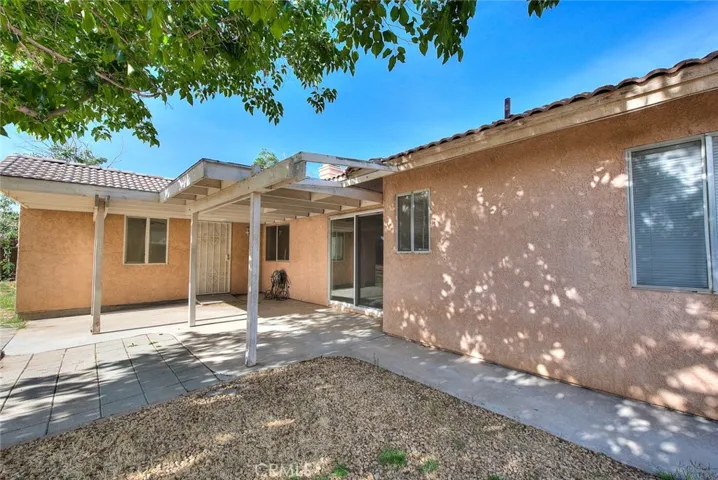 13184 Cardinal, Victorville, California 92392