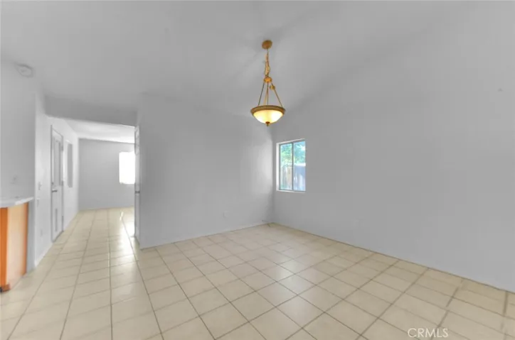 13184 Cardinal, Victorville, California 92392