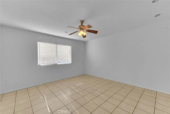 13184 Cardinal, Victorville, California 92392