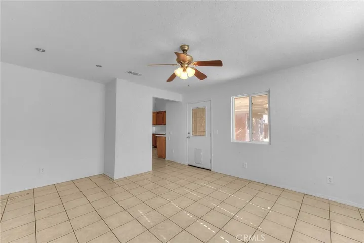 13184 Cardinal, Victorville, California 92392