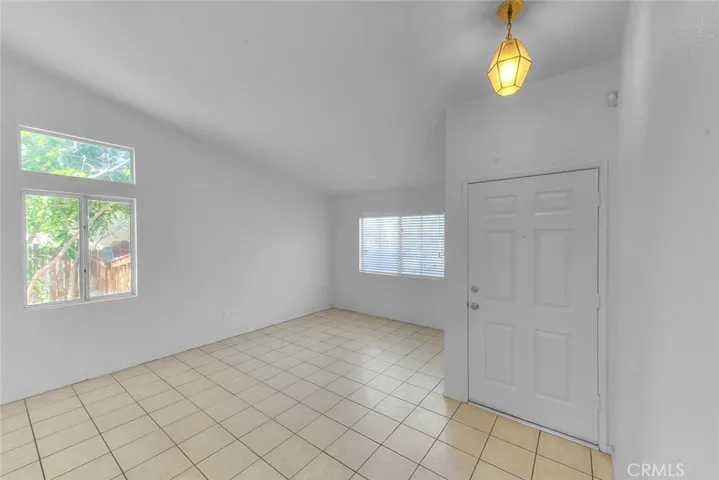 13184 Cardinal, Victorville, California 92392