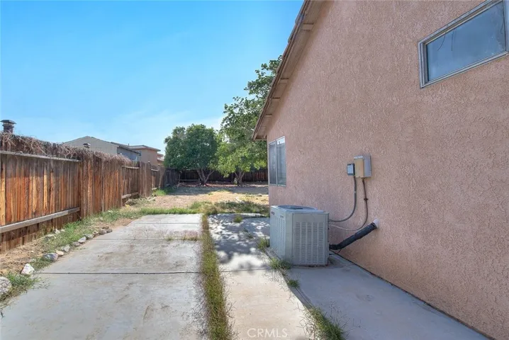 13184 Cardinal, Victorville, California 92392