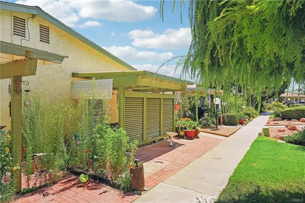 199 Summit View Dr