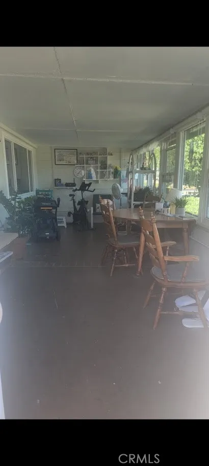 Back sitting area { fully enclosed #2}
