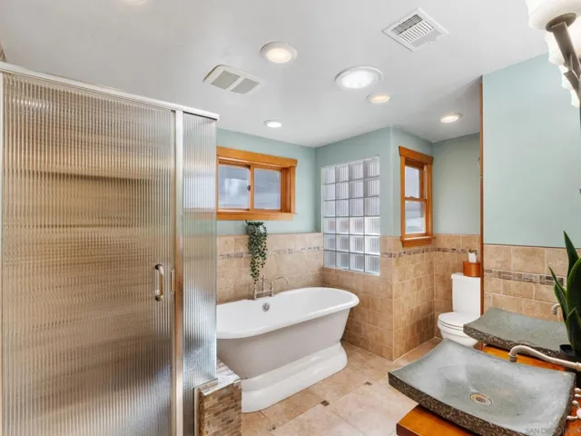 Primary Bath/Spa