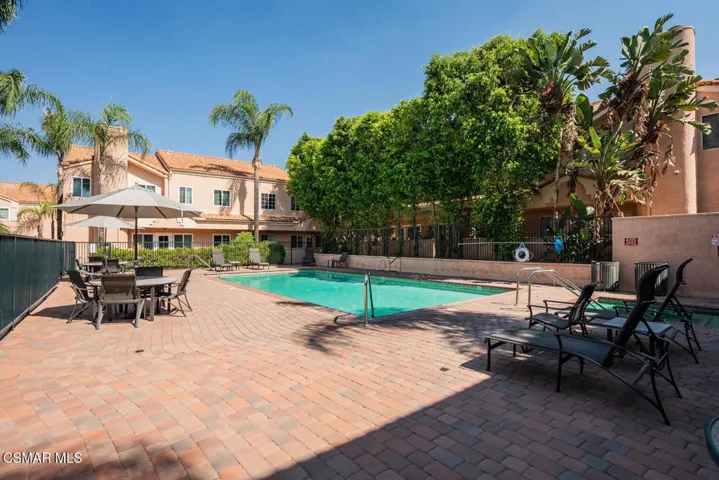 5200 White Oak Pl 30 Los-large-024-019-D