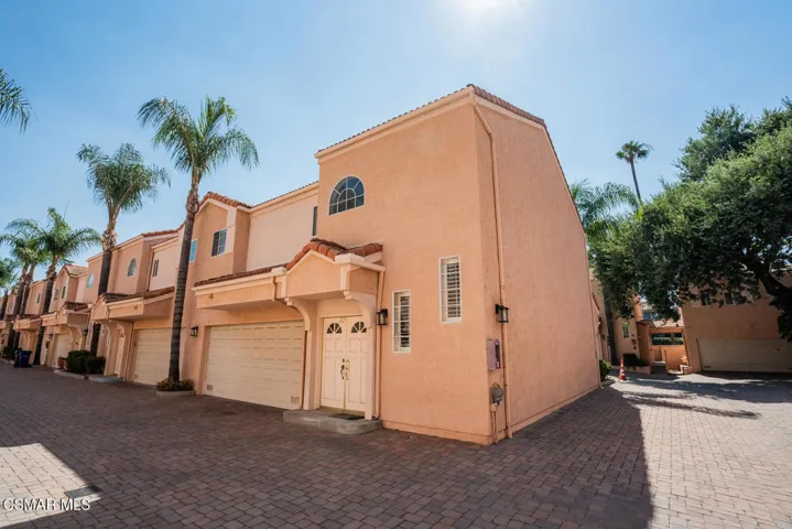5200 White Oak #30