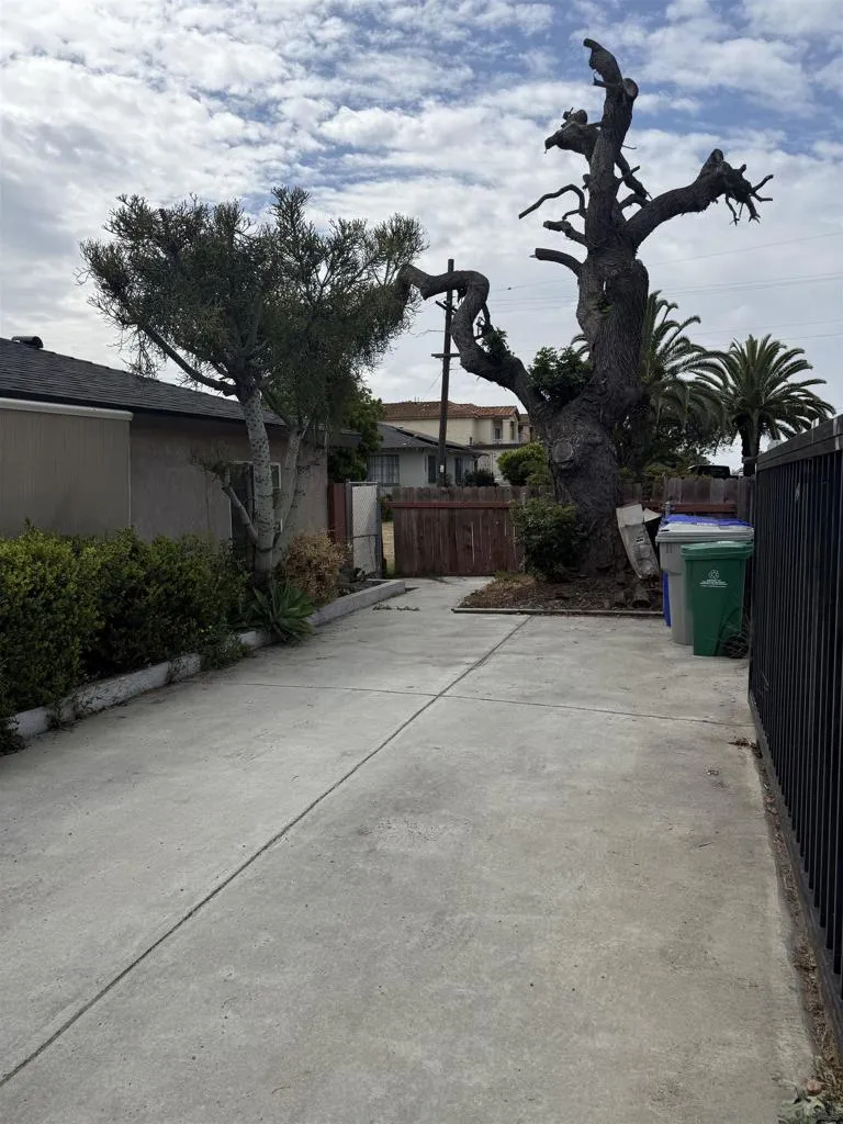 3105 Central, San Diego, California 92105 — photo 4