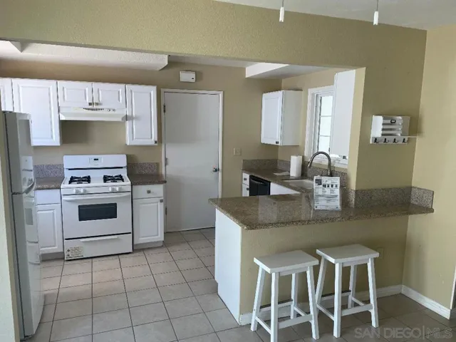 , Vista, California 92084
