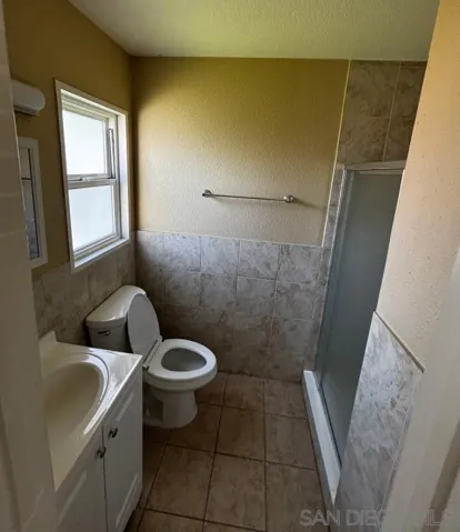 , Vista, California 92084