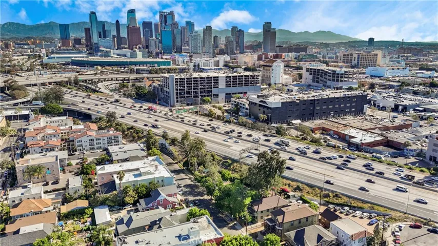 1978 Estrella, Los Angeles, California 90007