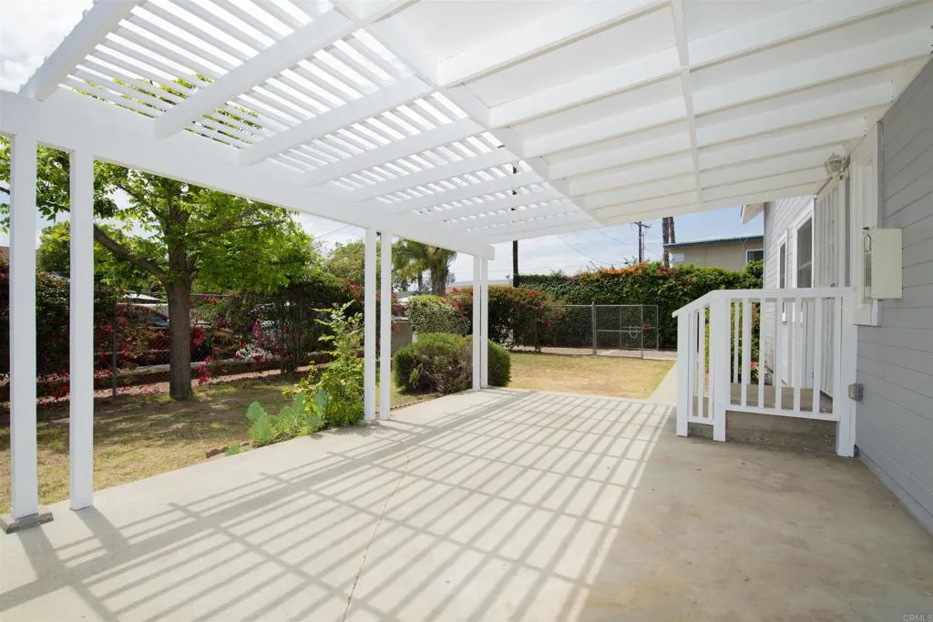 405 N Juniper Street, Escondido, California 92025 — photo 4