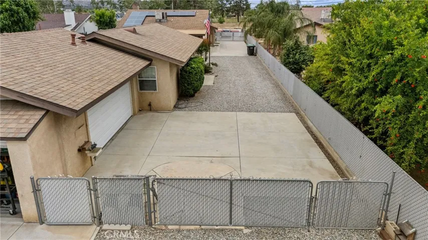 2761 Redlands, Perris, California 92571