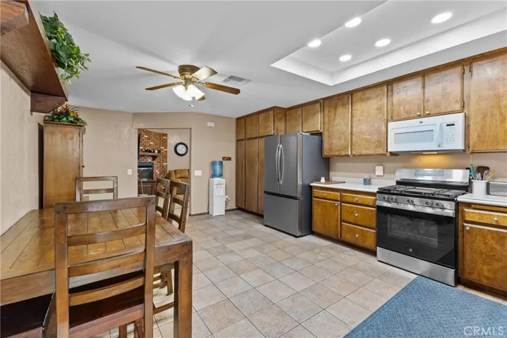 2761 Redlands, Perris, California 92571