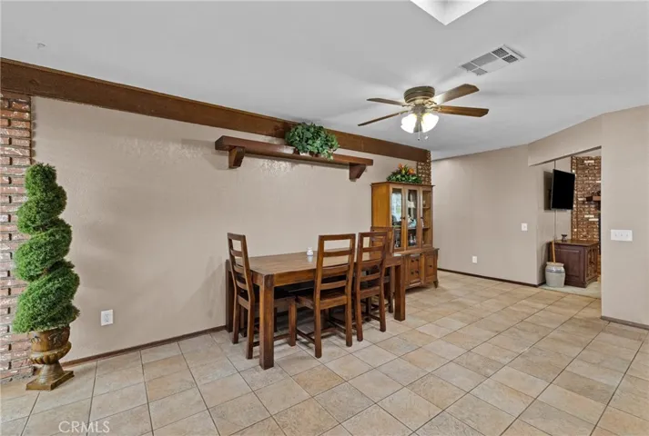 2761 Redlands, Perris, California 92571
