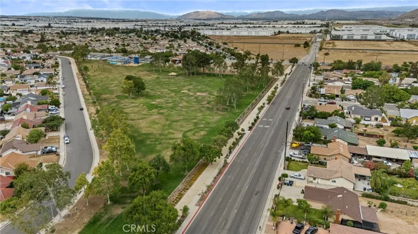 2761 Redlands, Perris, California 92571