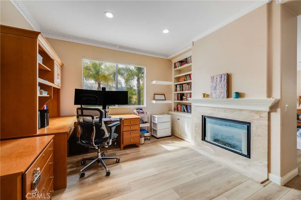 Retreat fireplace