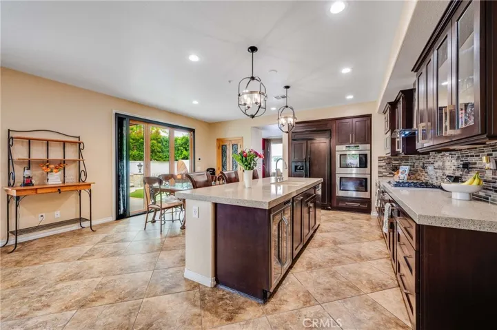 6137 Ridgemont, La Verne, California 91750