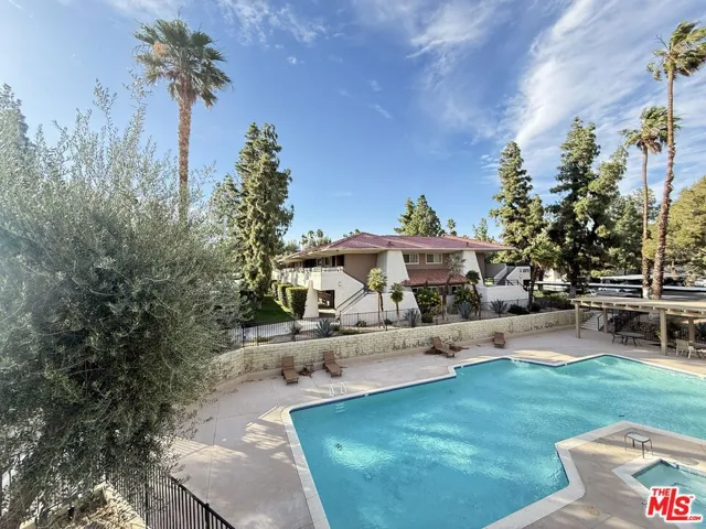 Community pool