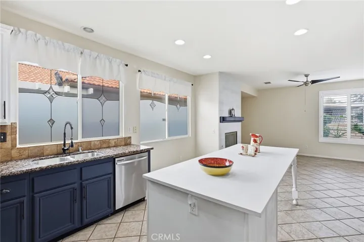 Center Island in Kitchen