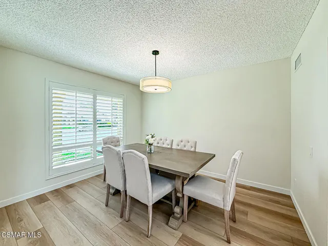 bLiving and Dining4