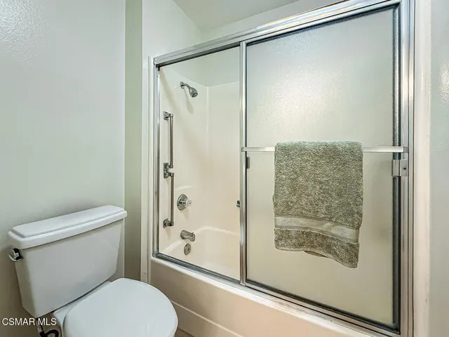 gPrimary Bedroom Suite5