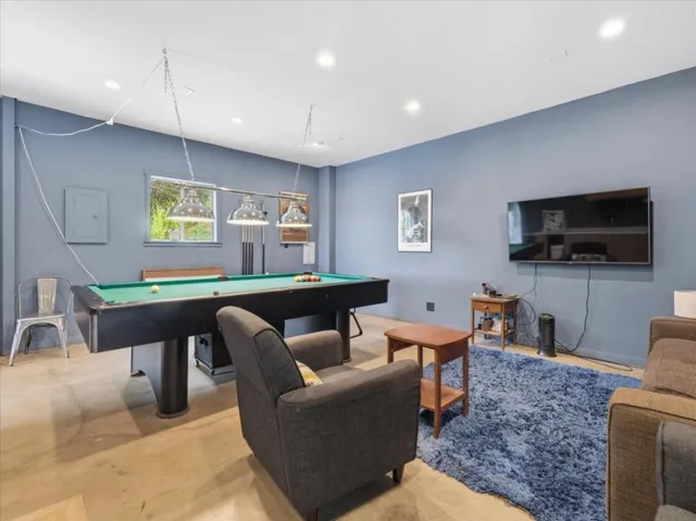 16000 Redwood Lodge Road, Los Gatos, California 95033