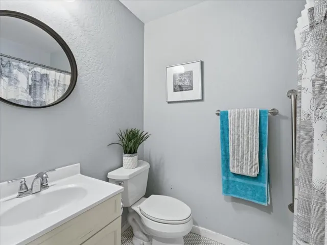 16000 Redwood Lodge Road, Los Gatos, California 95033