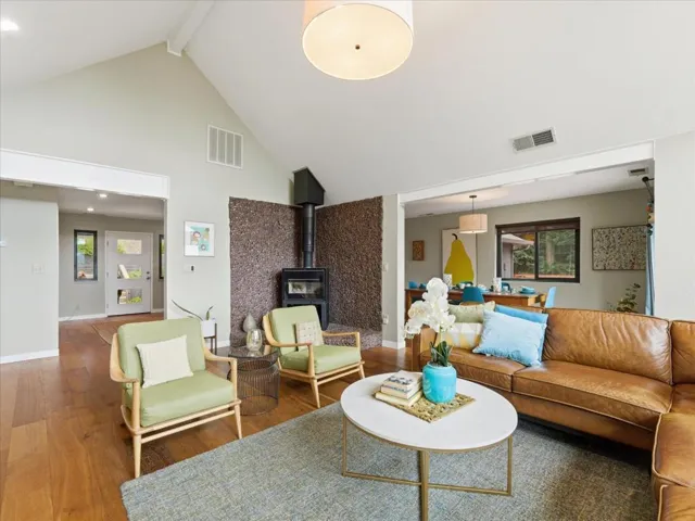 16000 Redwood Lodge Road, Los Gatos, California 95033