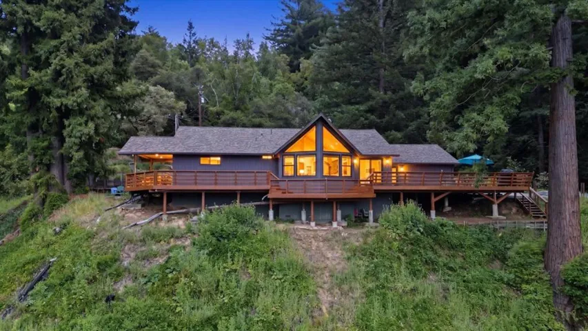 16000 Redwood Lodge Road, Los Gatos, California 95033