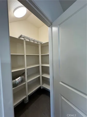 walk in closet