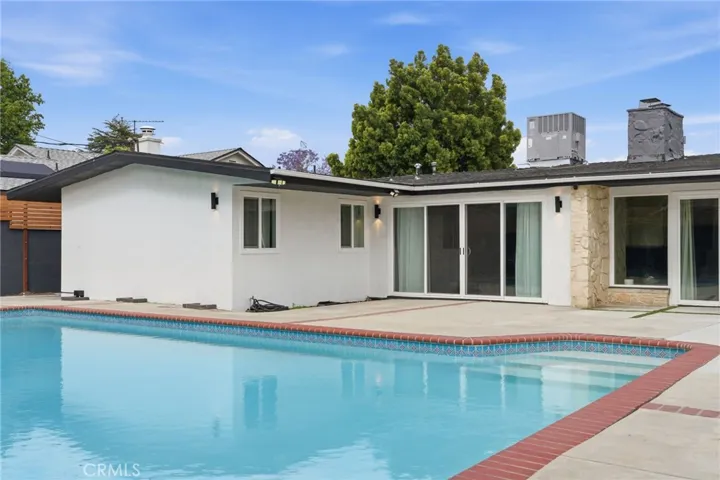 10415 Bevis Avenue, San Fernando, California 91345