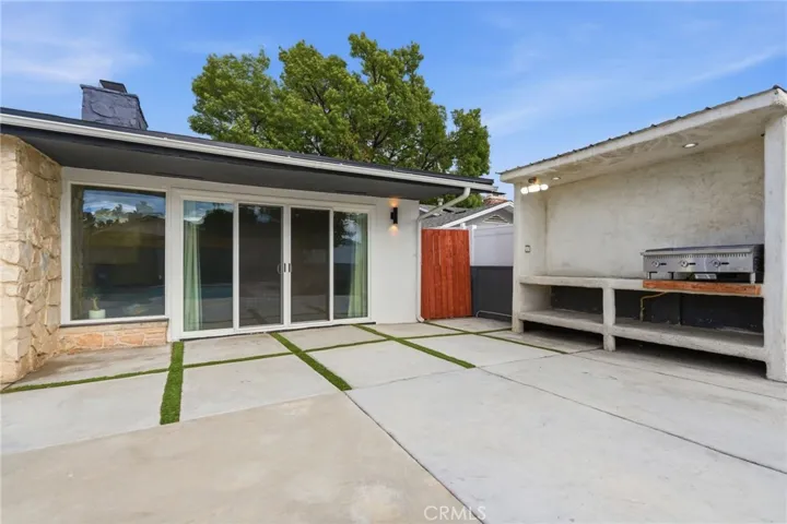 10415 Bevis Avenue, San Fernando, California 91345
