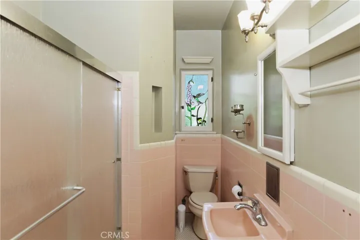 First floor full bath