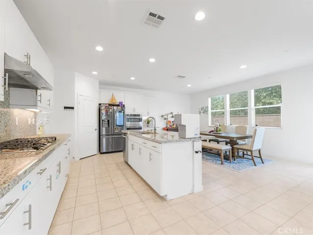 4858 S Avocado Trail, Ontario, California 91762