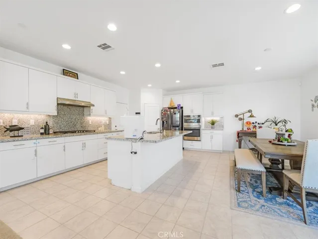 4858 S Avocado Trail, Ontario, California 91762