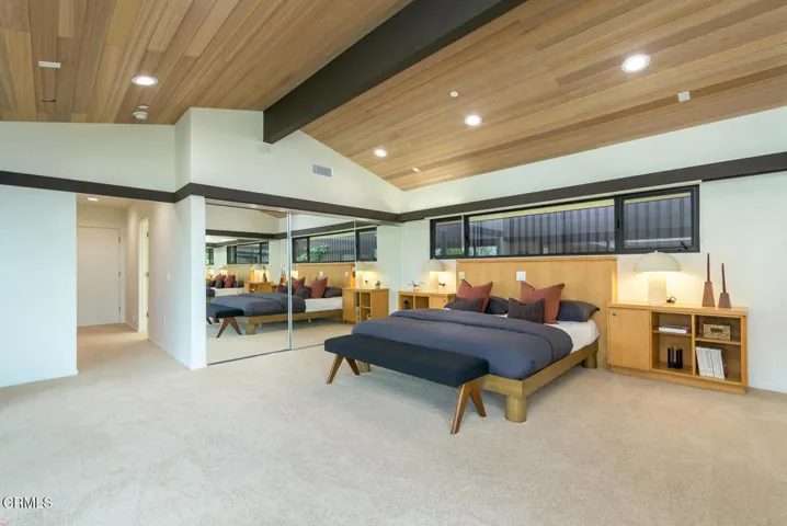 047_1724 E Loma Alta Dr_GYP-MLS