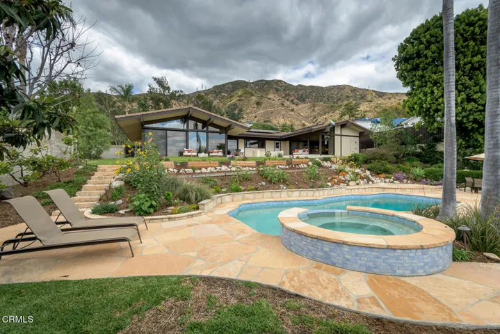 059_1724 E Loma Alta Dr_GYP-MLS