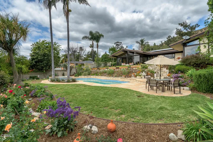 055_1724 E Loma Alta Dr_GYP-MLS