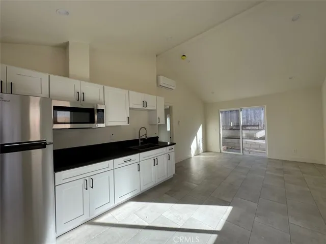 921 Regal, Encinitas, California 92024