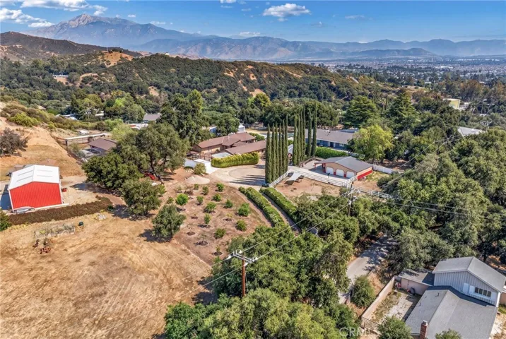 9312 Avenida Altura Bella, Cherry Valley, California 92223