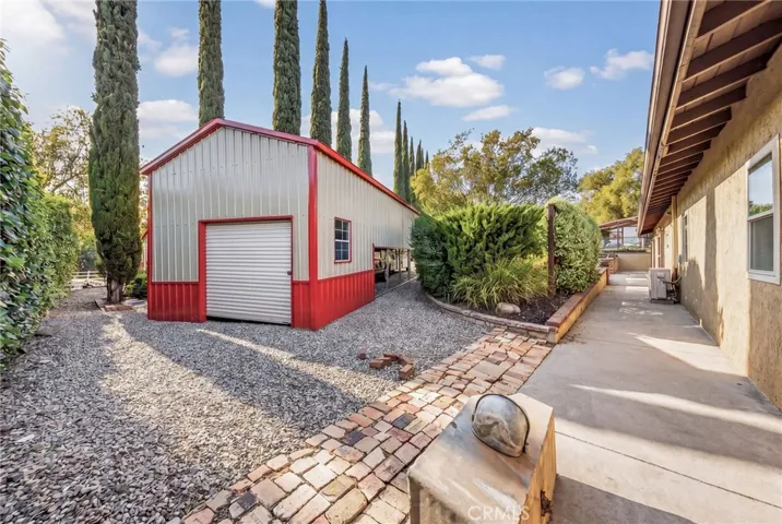 9312 Avenida Altura Bella, Cherry Valley, California 92223