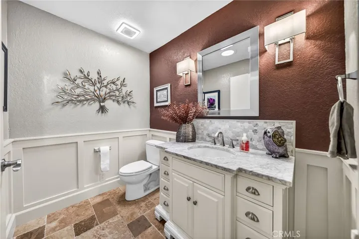 9312 Avenida Altura Bella, Cherry Valley, California 92223