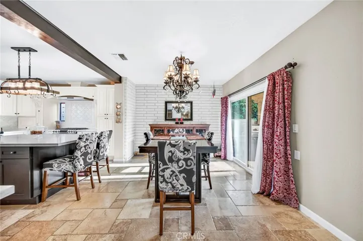 9312 Avenida Altura Bella, Cherry Valley, California 92223