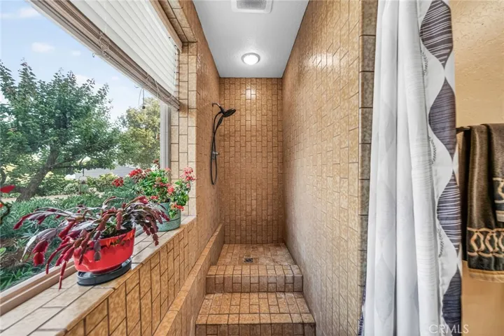 9312 Avenida Altura Bella, Cherry Valley, California 92223
