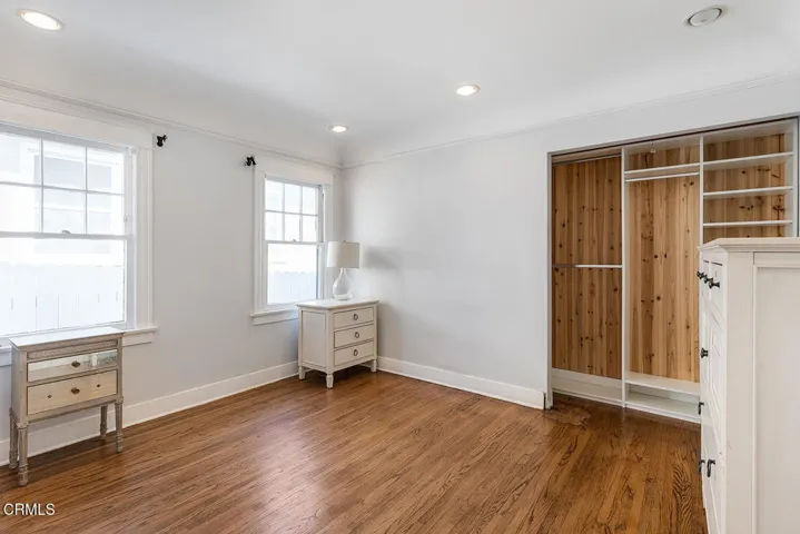183 W Mariposa St 026-mls