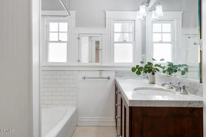 183 W Mariposa St 029-mls