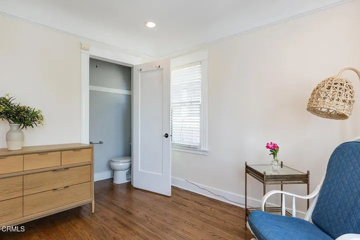 183 W Mariposa St 036-mls