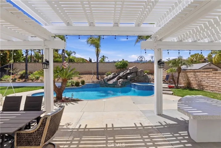 820 Mountain Shadows, Corona, California 92881